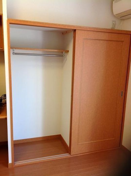 レオパレス一天の内装