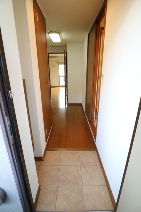 岡山県倉敷市羽島(マンション)の賃貸物件の玄関