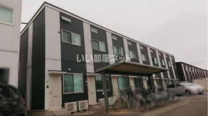 ジュネスアベニールEの外観