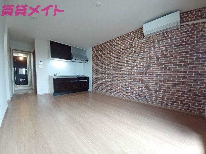 ブランシュ富田の内装