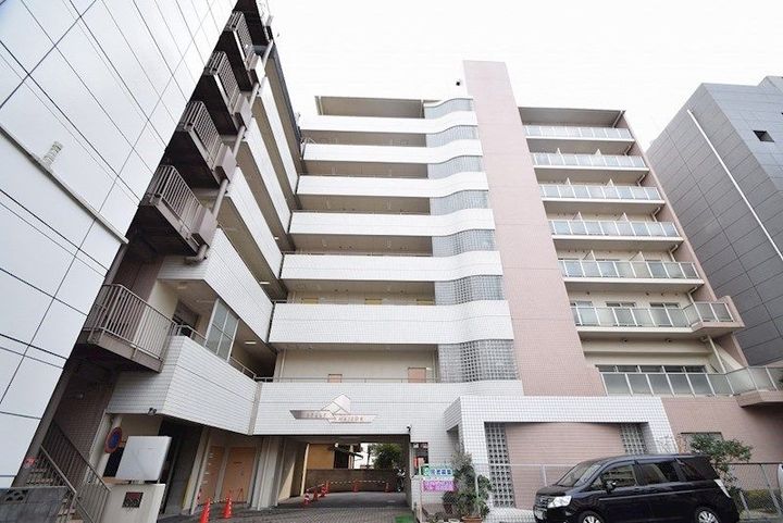 ベルメゾンの外観