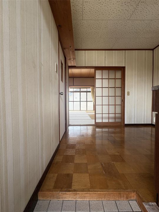 千馬ハイツの玄関