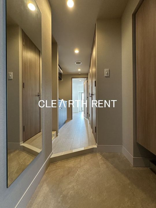 コンシェリア東京 <HIGASHIJUJO RESIDENCE>の玄関