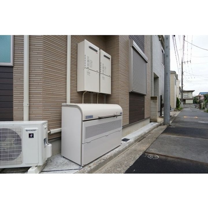 グランドール足立の地図