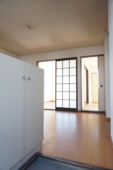 グランドハイム丸山の玄関