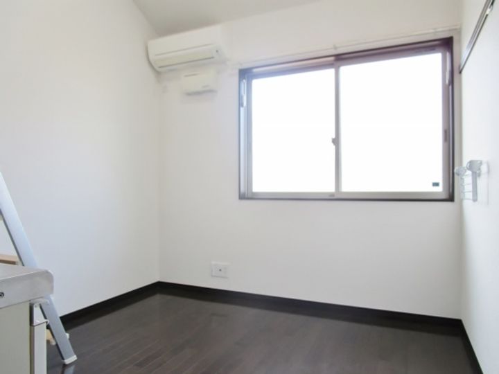 サンライズ矢部の居間