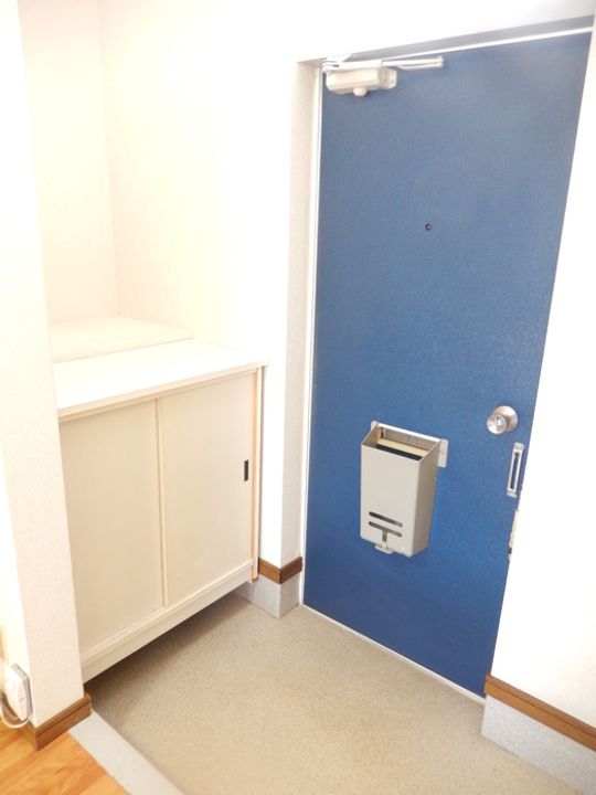 コーポ504の玄関