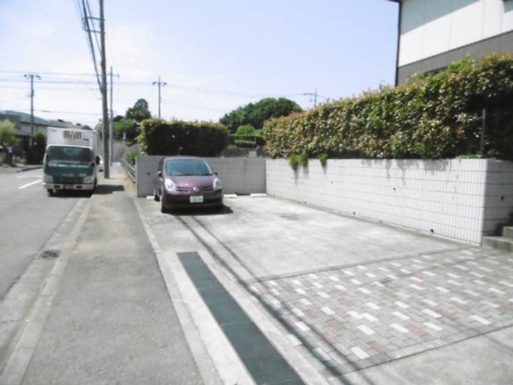 神奈川県横浜市都筑区南山田2(一戸建)の賃貸物件の地図