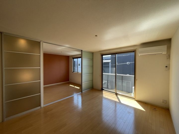 シャーメゾンピアンタBの居間