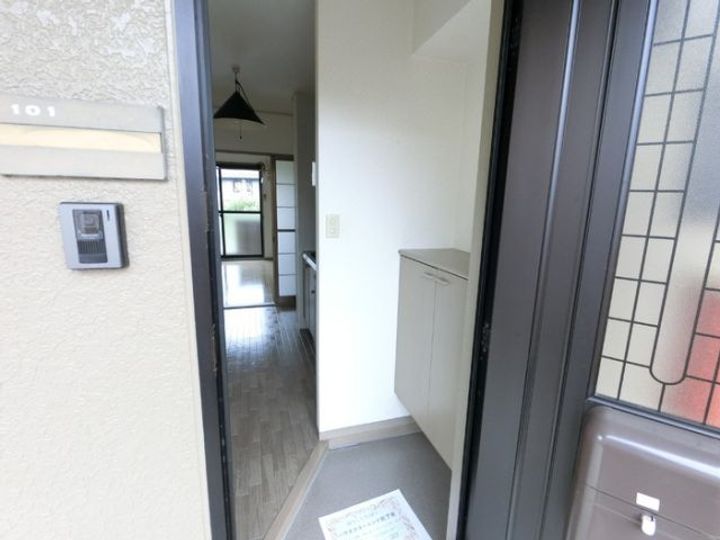 群馬県桐生市広沢町2(アパート)の賃貸物件の玄関