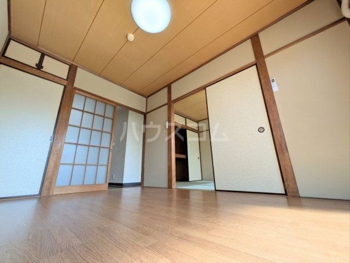 メゾンアキバの居間