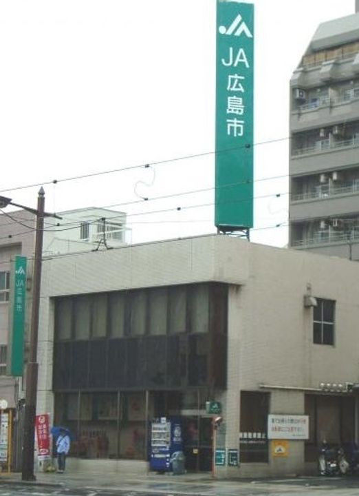 LEGEND YOKOGAWAの周辺
