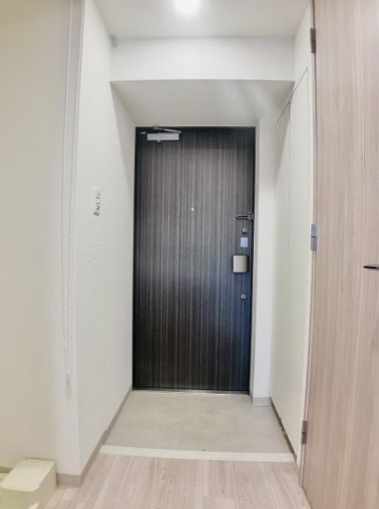 東京都文京区湯島2(マンション)の賃貸物件の玄関