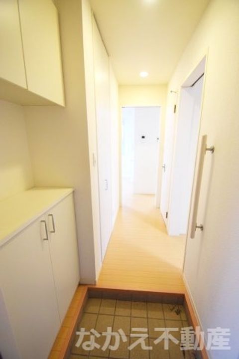徳島県阿南市宝田町川原(アパート)の賃貸物件の玄関