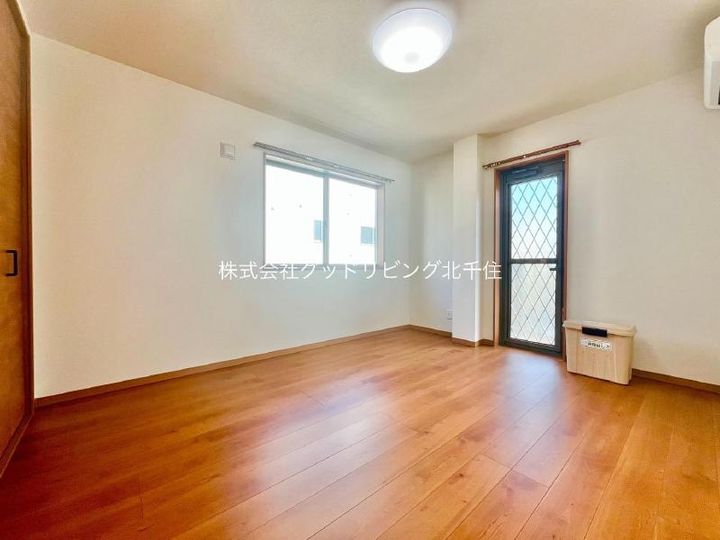 西保木間大平の居間