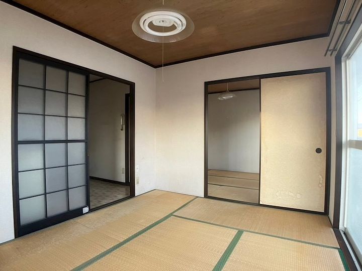 清栄コーポの内装