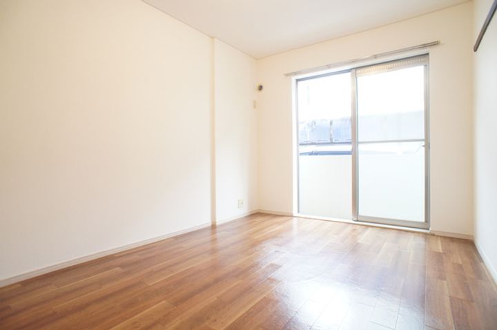 東京都杉並区下高井戸1(マンション)の賃貸物件の居間