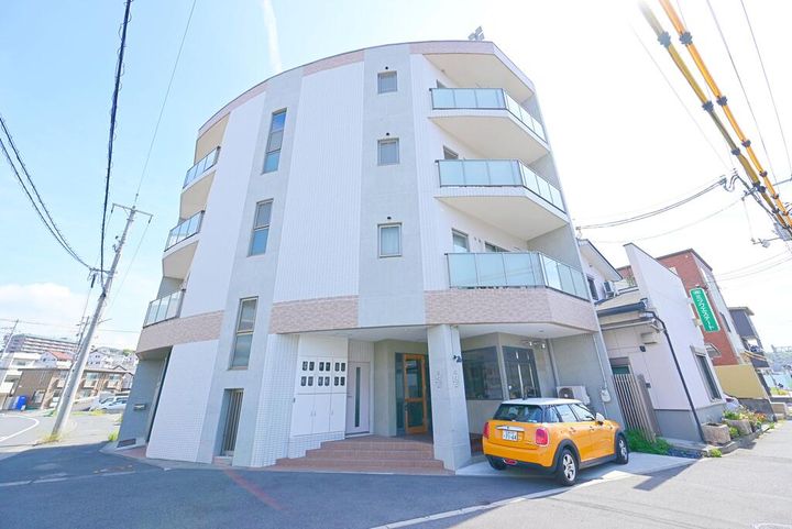 広島県安芸郡府中町青崎中(マンション)の賃貸物件の外観