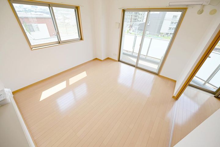 広島県安芸郡府中町青崎中(マンション)の賃貸物件の居間