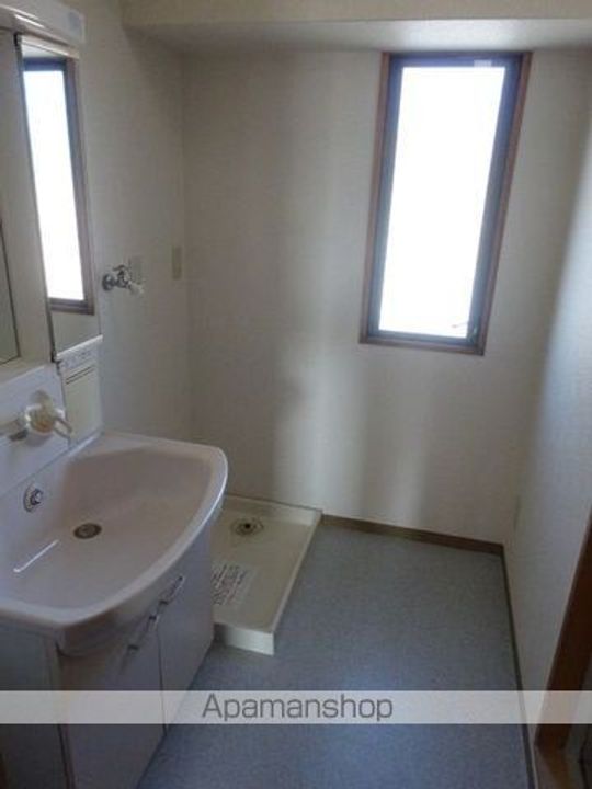 和泉ガーデンパレスIの内装