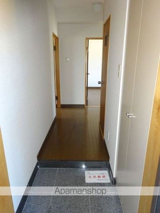 和泉ガーデンパレスIの玄関