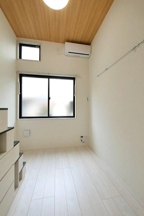 東京都板橋区幸町(マンション)の賃貸物件の居間