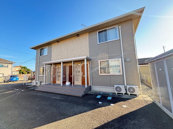 オーリー Bフラットの外観