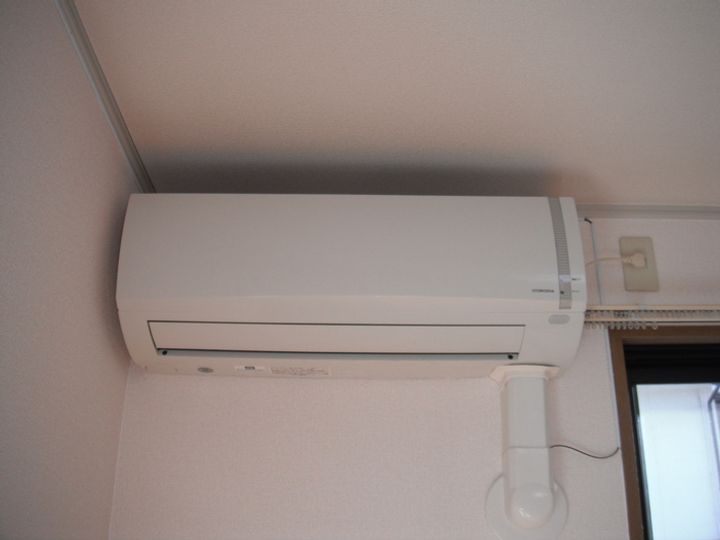 ロイヤルガーデン吉倉 Dの内装