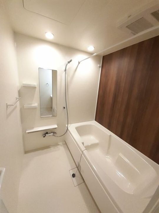プラシード Bの風呂