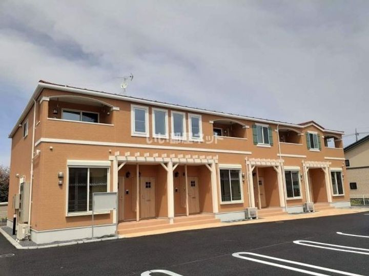 プラシード Bの外観