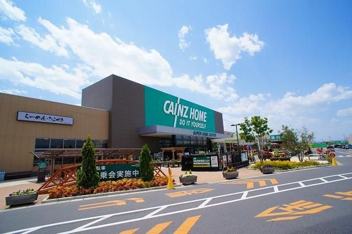 プラシード Bの周辺