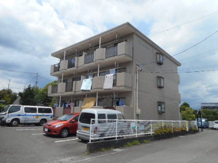 アイリス・クイーンB棟の外観