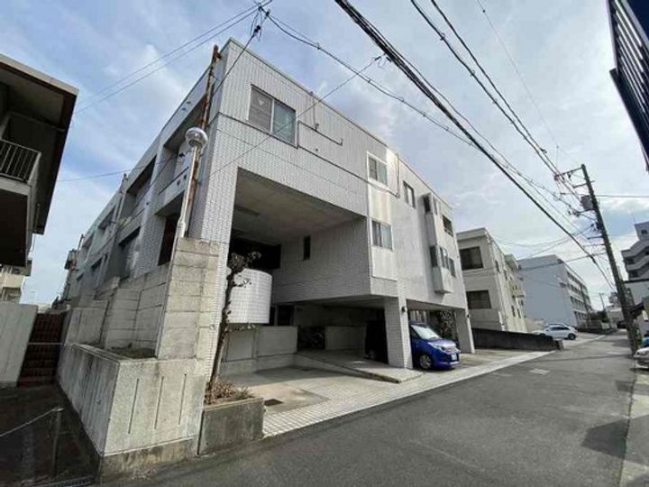 デューク兵団の外観