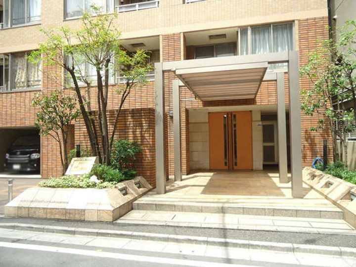 アビテ目白の外観