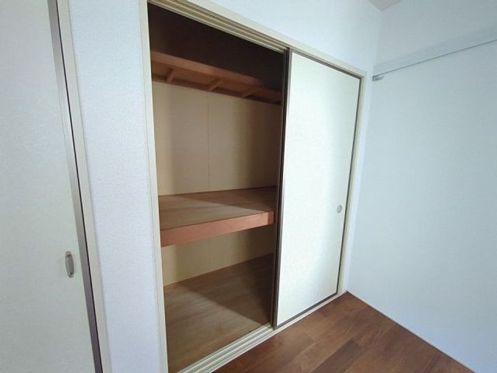 カストロ桃浜の内装