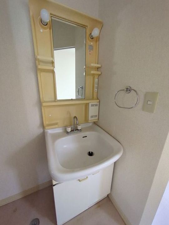 カストロ桃浜の内装