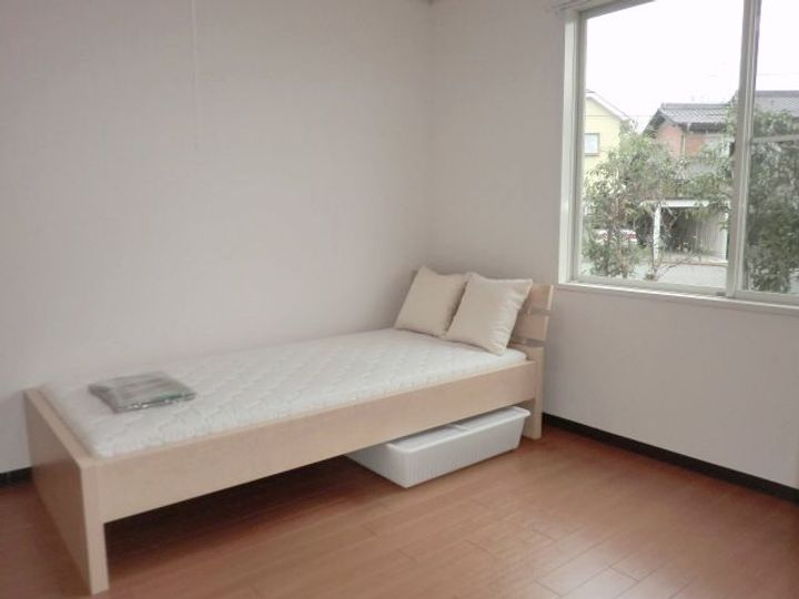 ハイツ・エコーの居間