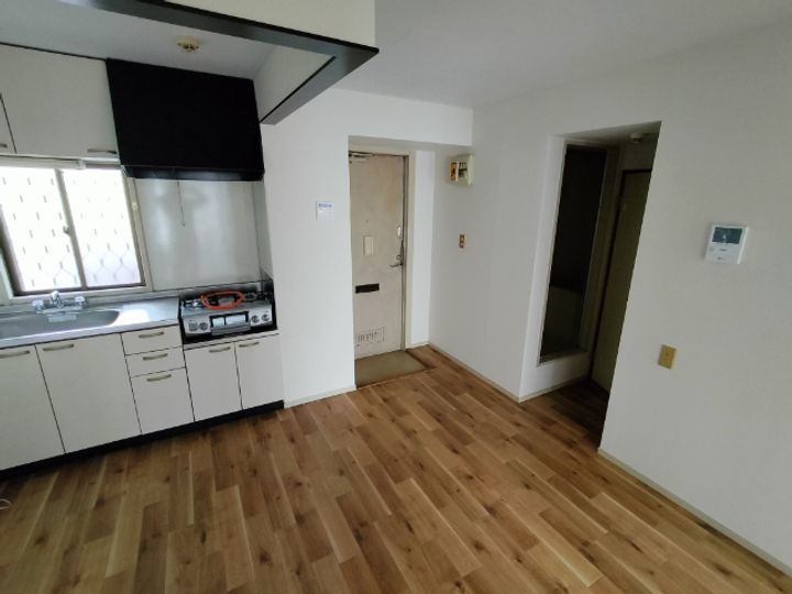 ビューラー7の玄関