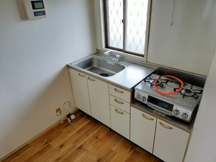 ビューラー7のキッチン