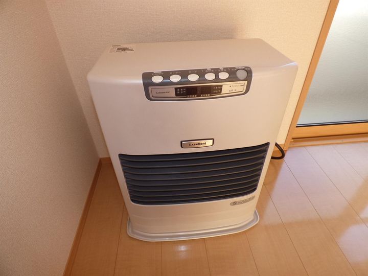 スクエアパーク諏訪Cの居間