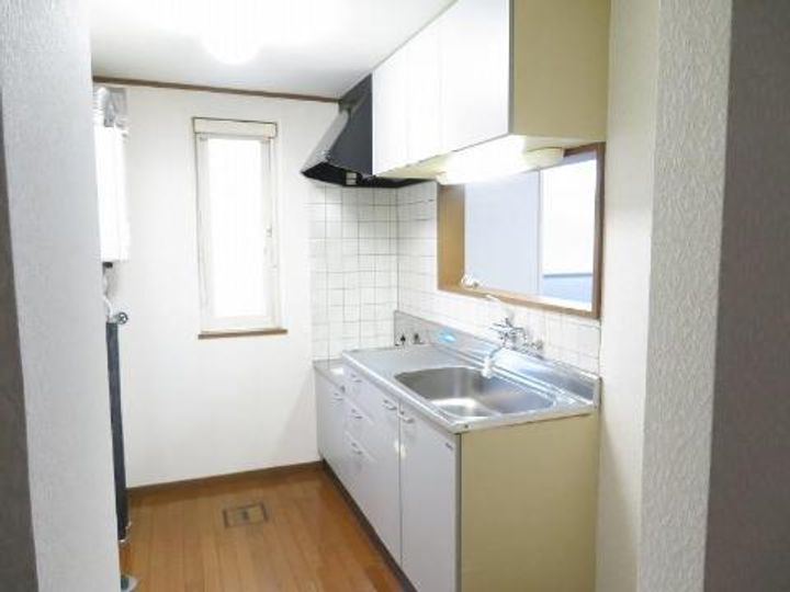 ステイタス長根のキッチン