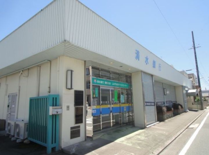 ブリエひくまの周辺
