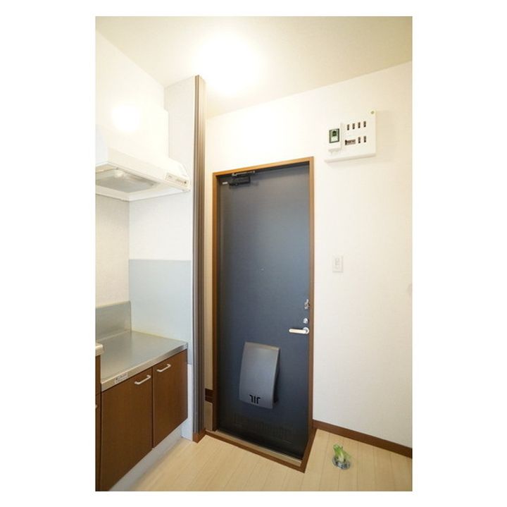 コーポミレットの玄関
