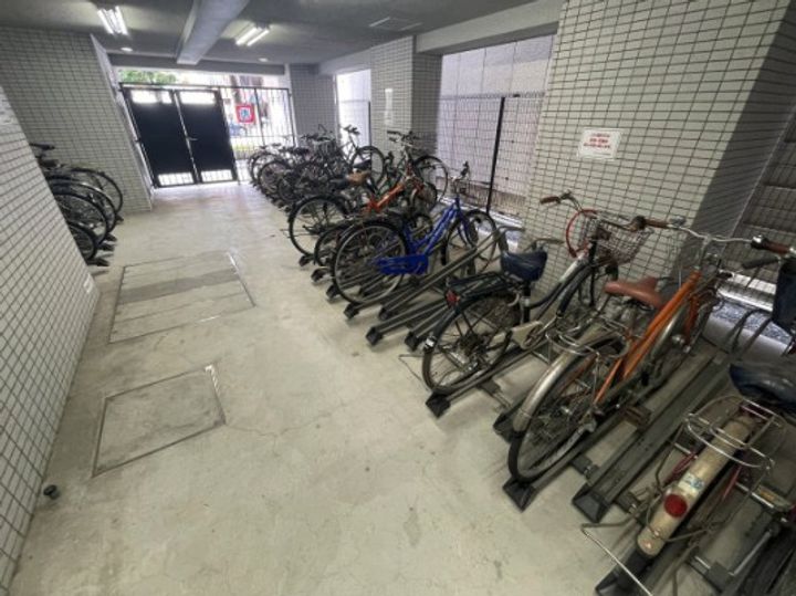 東京都台東区松が谷4(マンション)の賃貸物件の地図