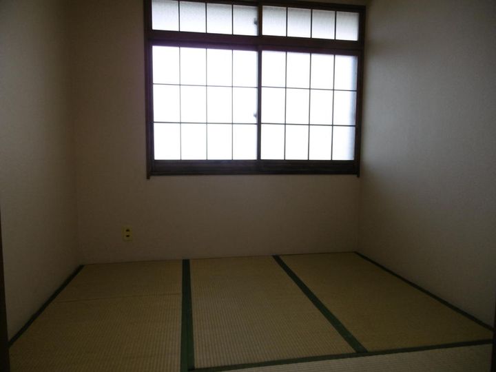 パークプラザハイツA棟の居間
