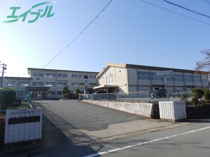 アップランドハイツの周辺