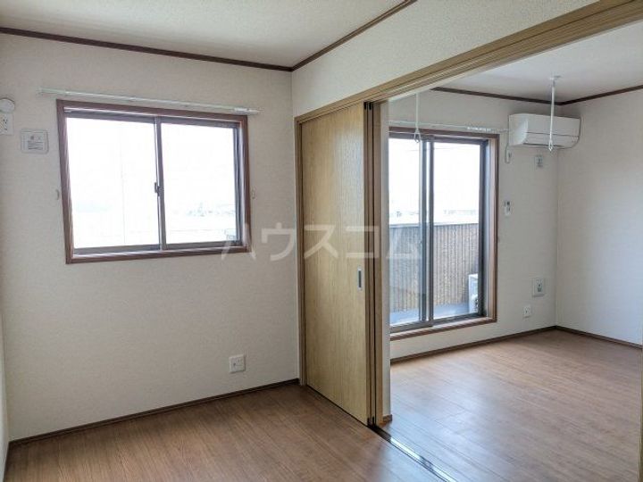 平須スクエア Cの内装