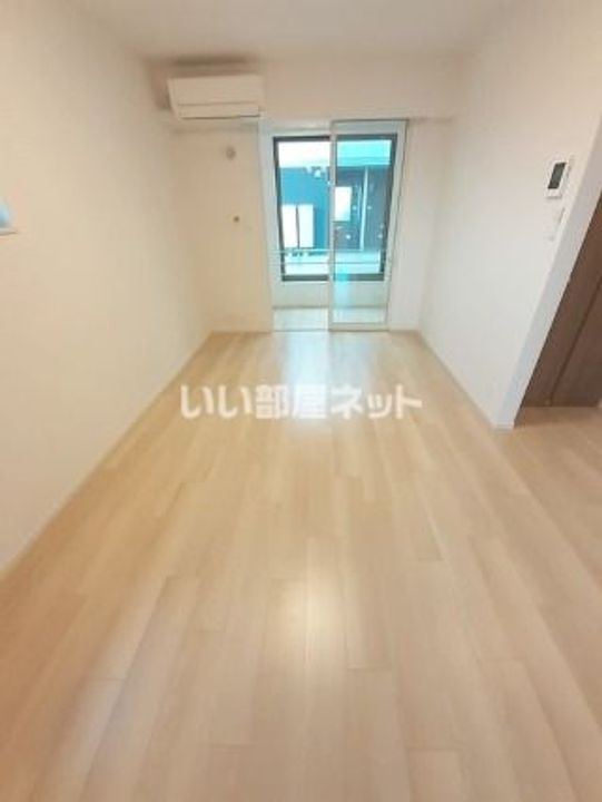 シエロ・ガーデン三島 Cの居間