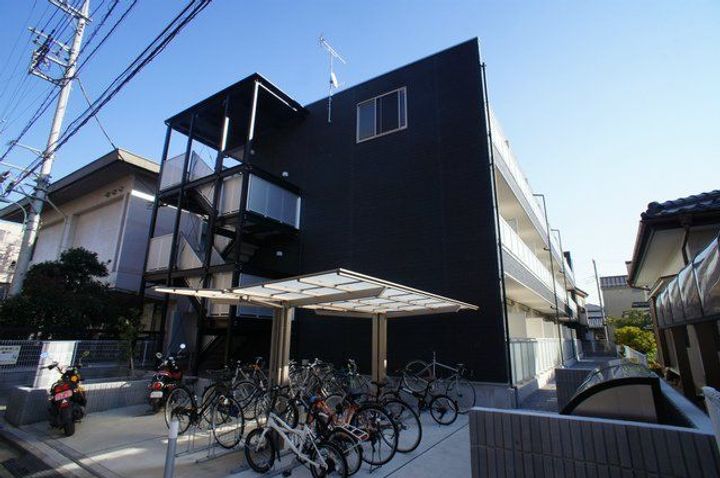 埼玉県さいたま市浦和区領家3(マンション)の賃貸物件の外観