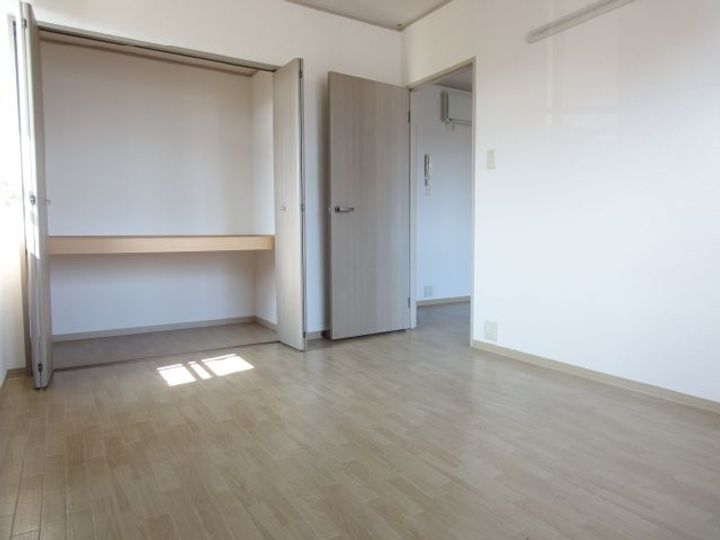 アリスト籠上の内装